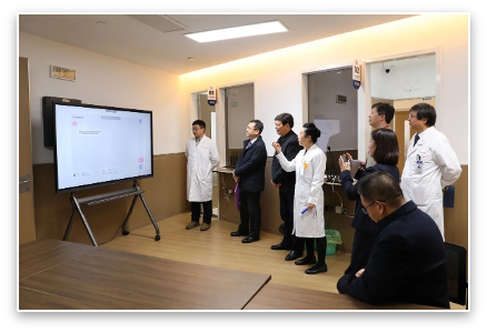 中国医师协会参观上海中山医院